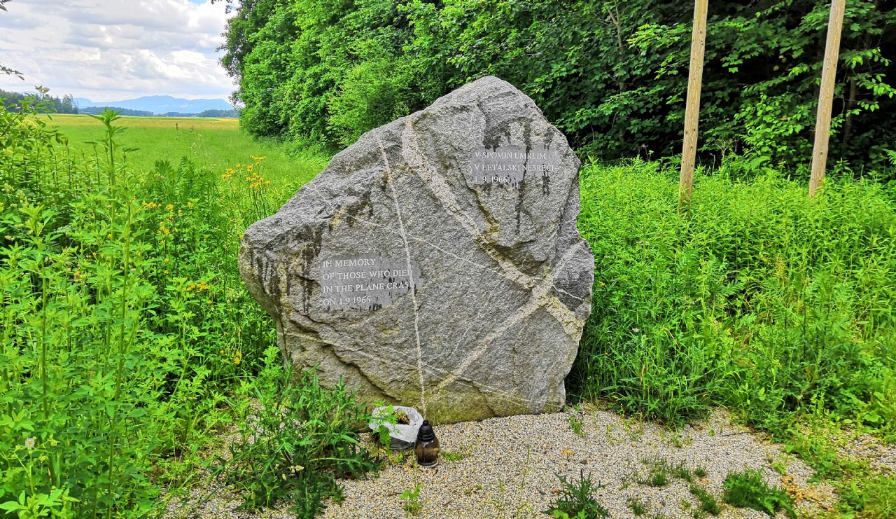 Letalo, ki nikoli ni pristalo na Brniku