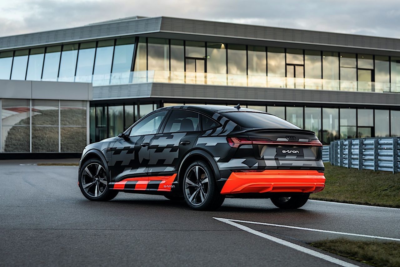 Seriji e-tron se bo pridružil visoko zmogljivi model S