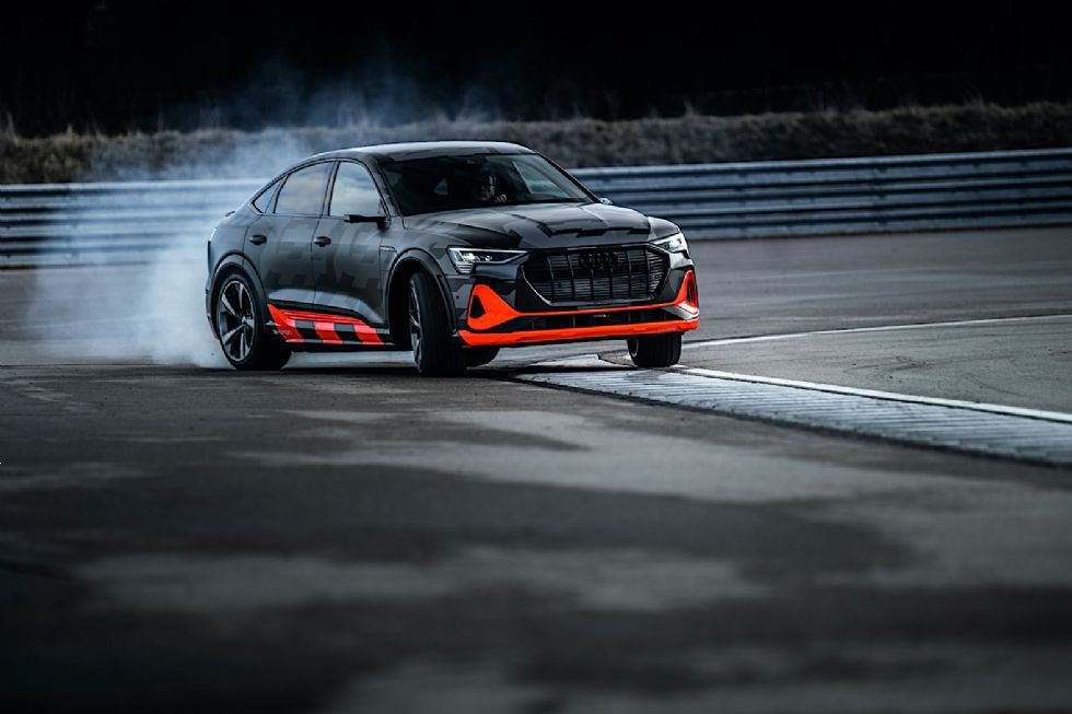 Seriji e-tron se bo pridružil visoko zmogljivi model S