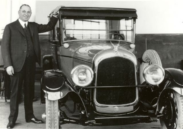 Chrysler je nastal z loputanjem vrat Chrysler je nastal z loputanjem vrat