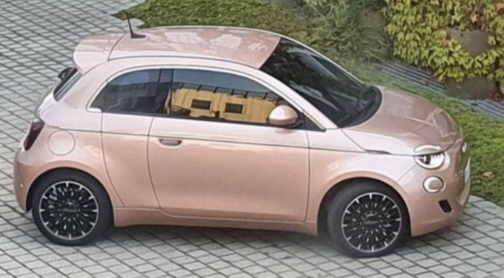 Električni 500e ali Trepiuno z dodatnimi vrati