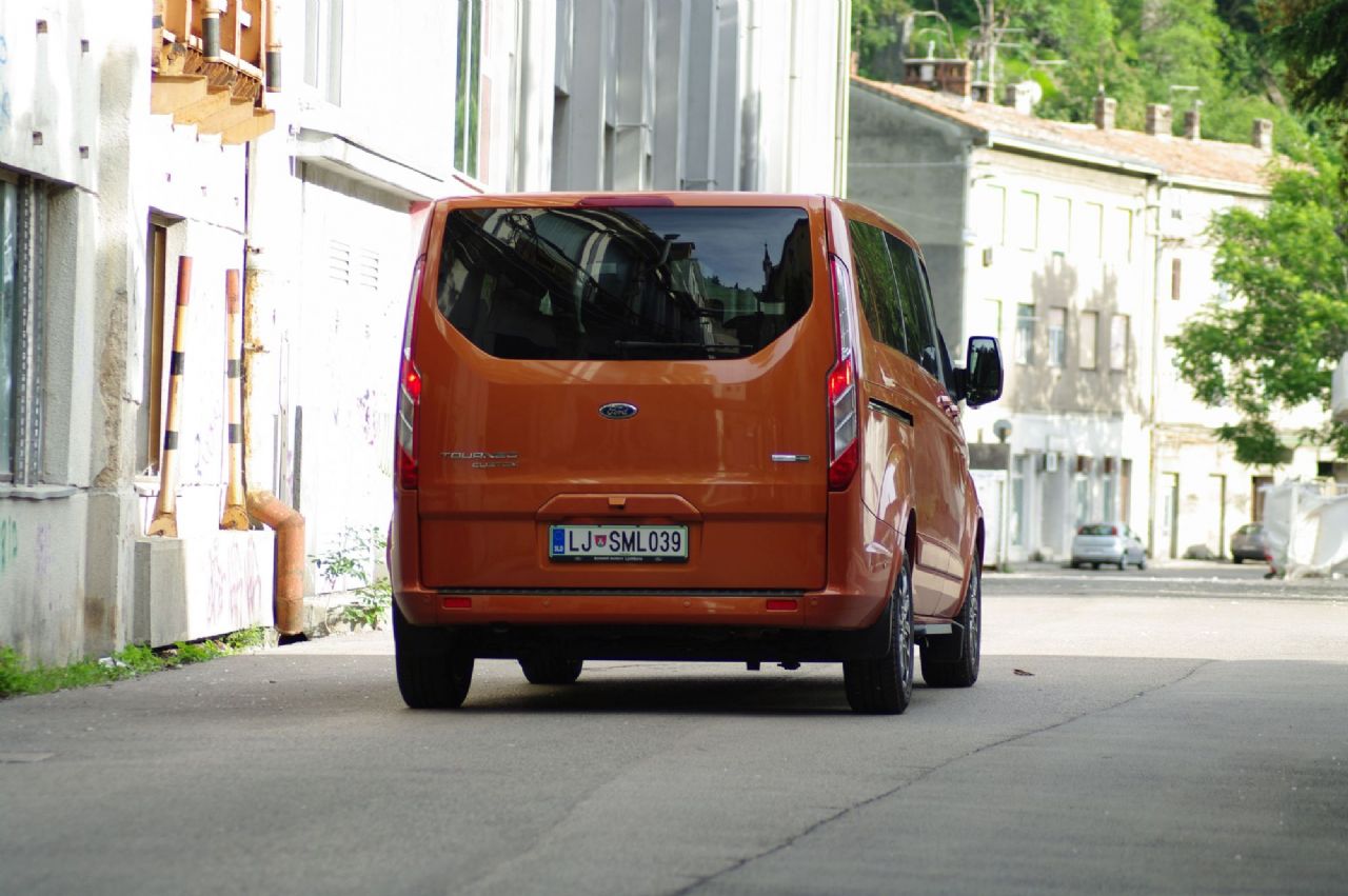 Mikro hibrid za velike družine Mikro hibrid za velike družine