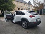 Električna Mazda je že osvojila štiri kupce, letos jih je na voljo še 16 - fotografija 10