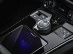 Električna Toyota ima volan v obliki črke U - fotografija 6