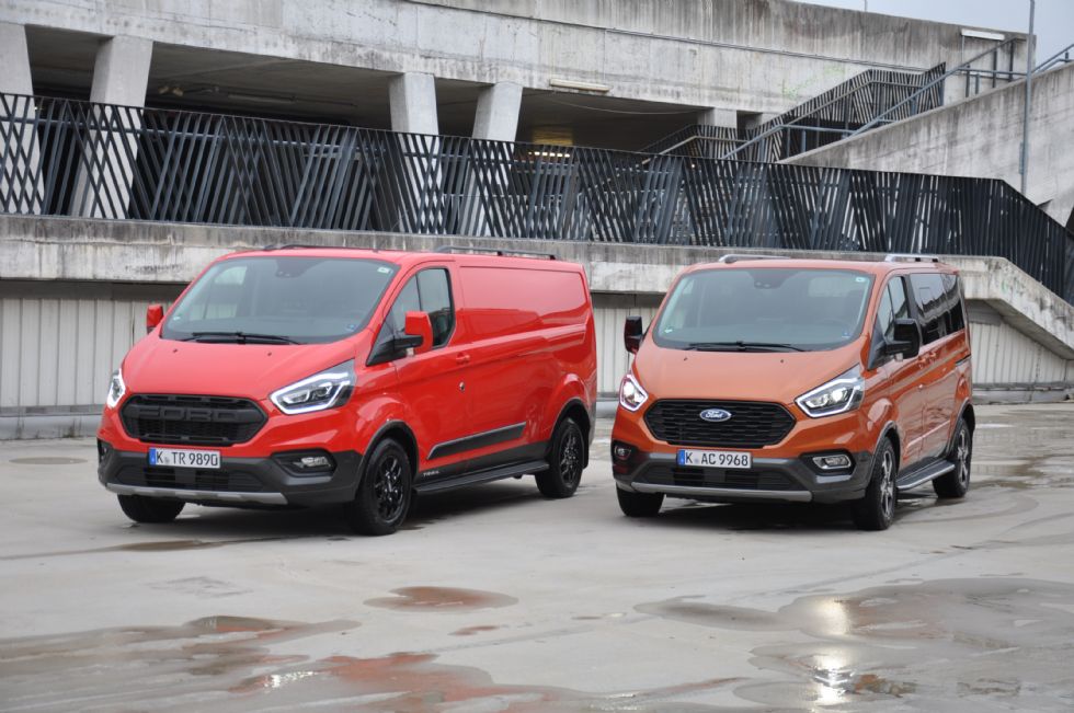 Ford Custom je v Sloveniji zdaj na voljo tudi z Raptorjevo masko