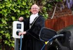 Fordovi električarji za vse prebivalce najmanjšega britanskega mesta - fotografija 8