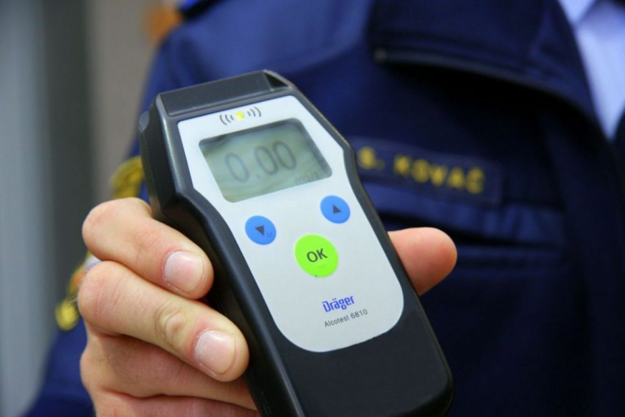 Policisti tudi ta mesec poostreno nad voznike