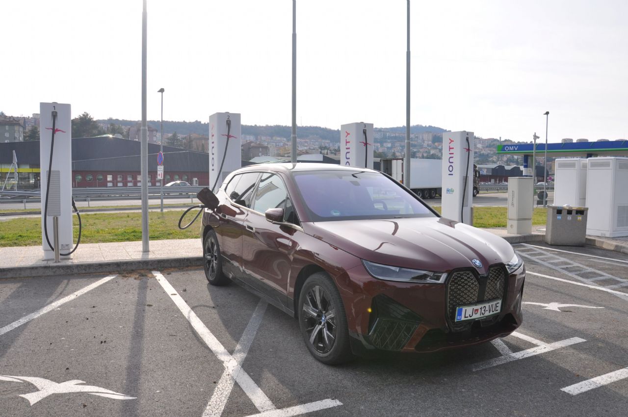 Je to najnaprednejši BMW ta hip?