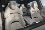 Čistokrvni Ferrarijev SUV z V12 - fotografija 10