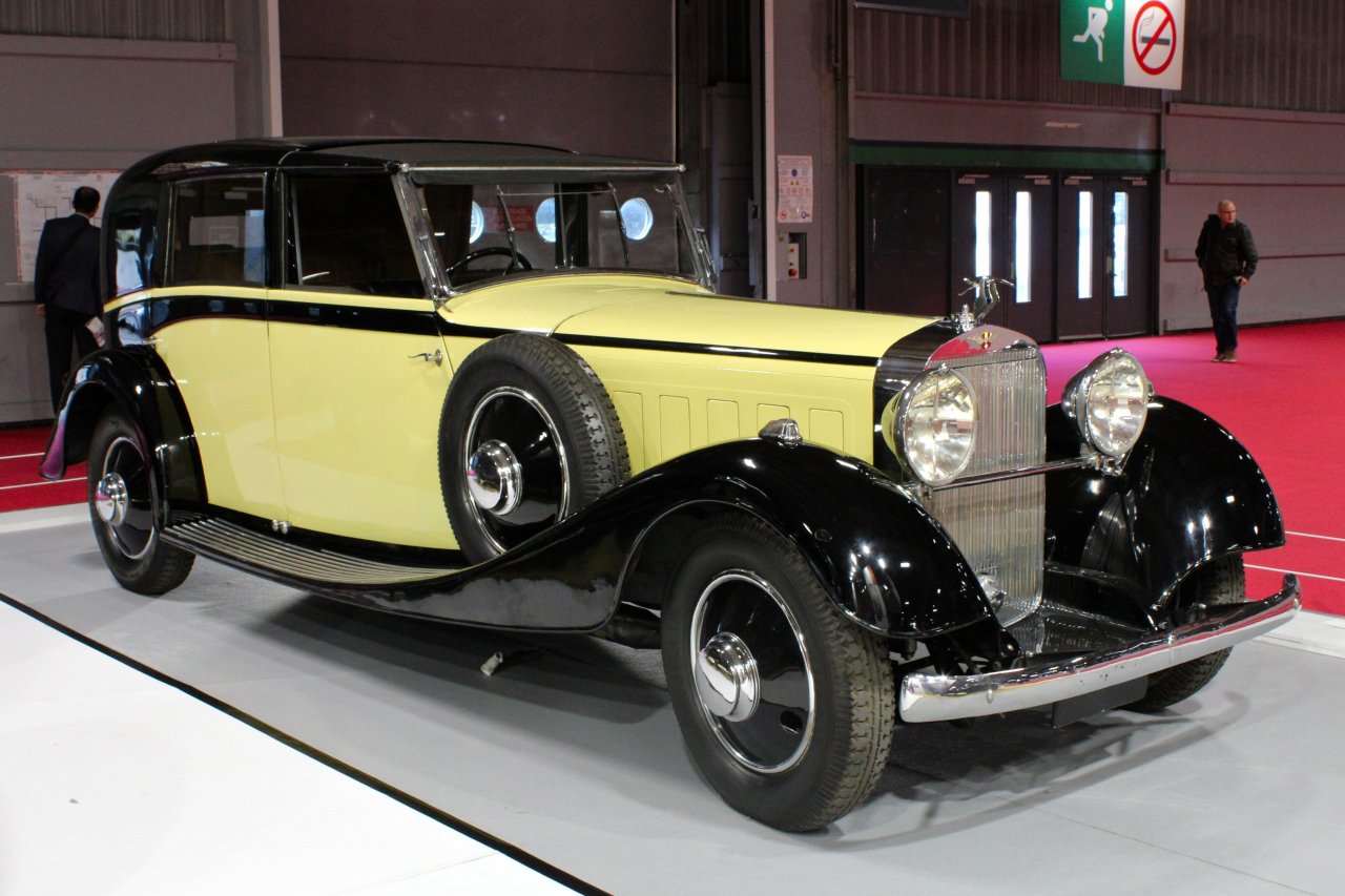 J12 (1931) z V12 motorjem.