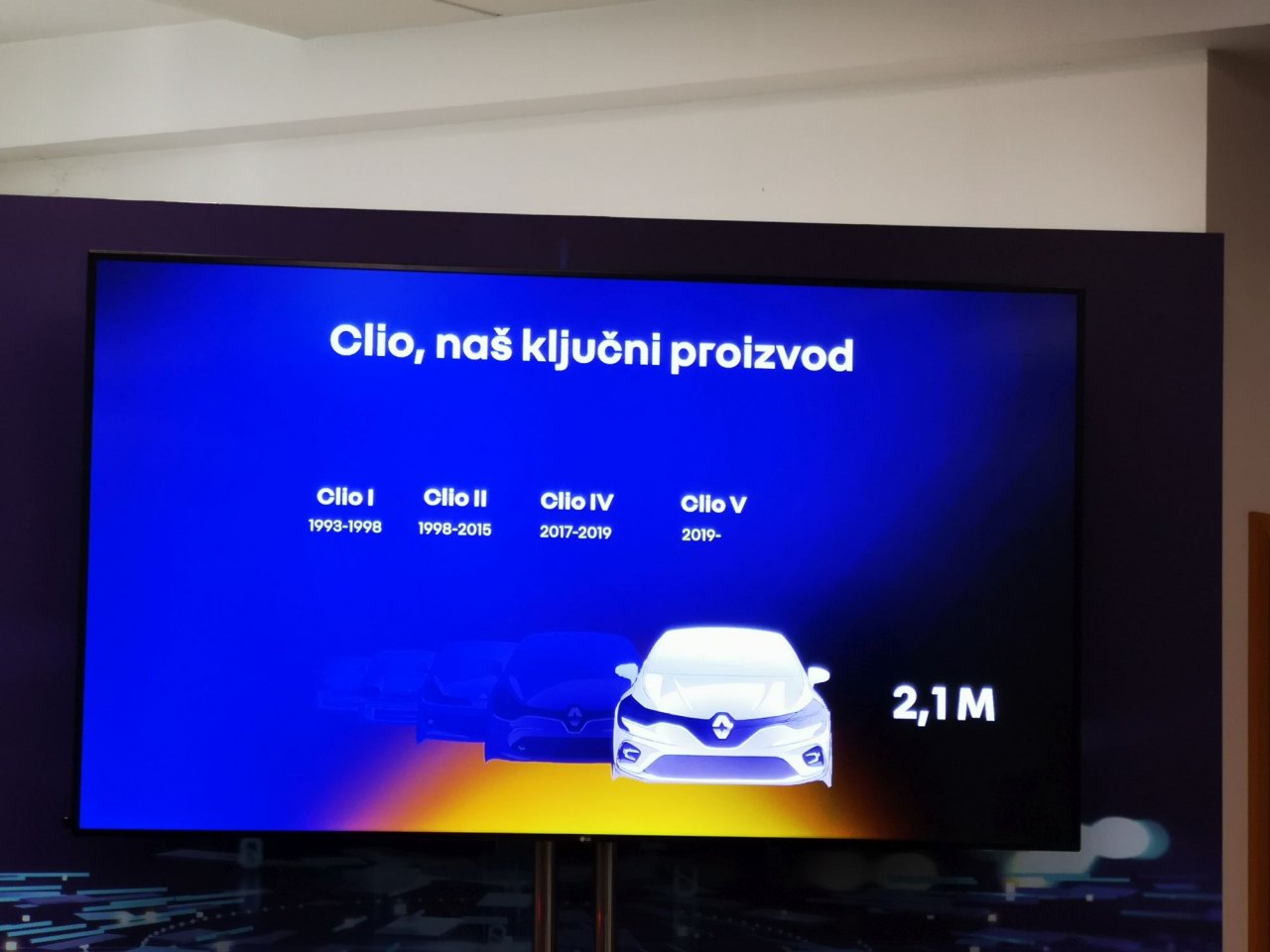 Na trgu bo prisoten še najmanj dve ali tri leta