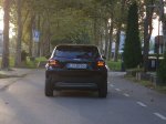 Prvi električni Jeep se na asfaltu dobro obnese - fotografija 17
