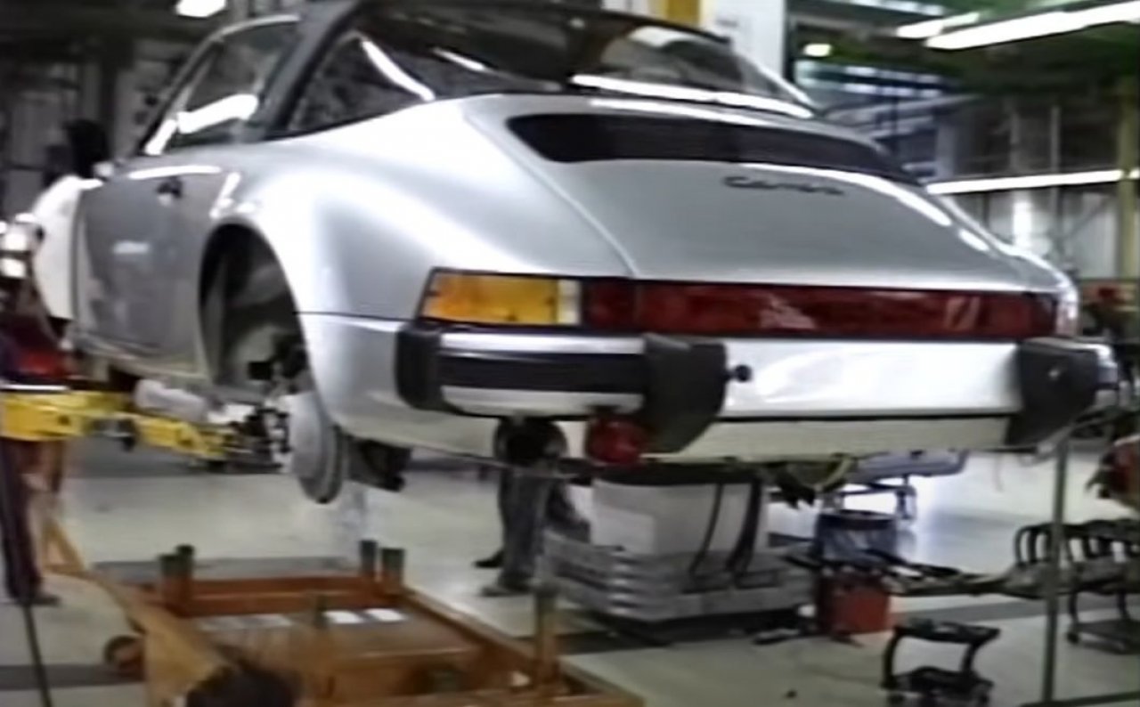 Obisk Porschejeve tovarne pred skoraj 40 leti