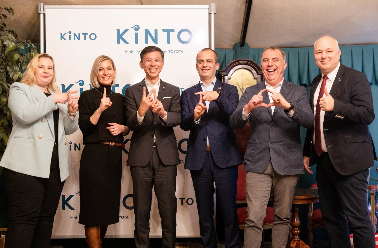 Toyotin Kinto s polno paro tudi v Sloveniji