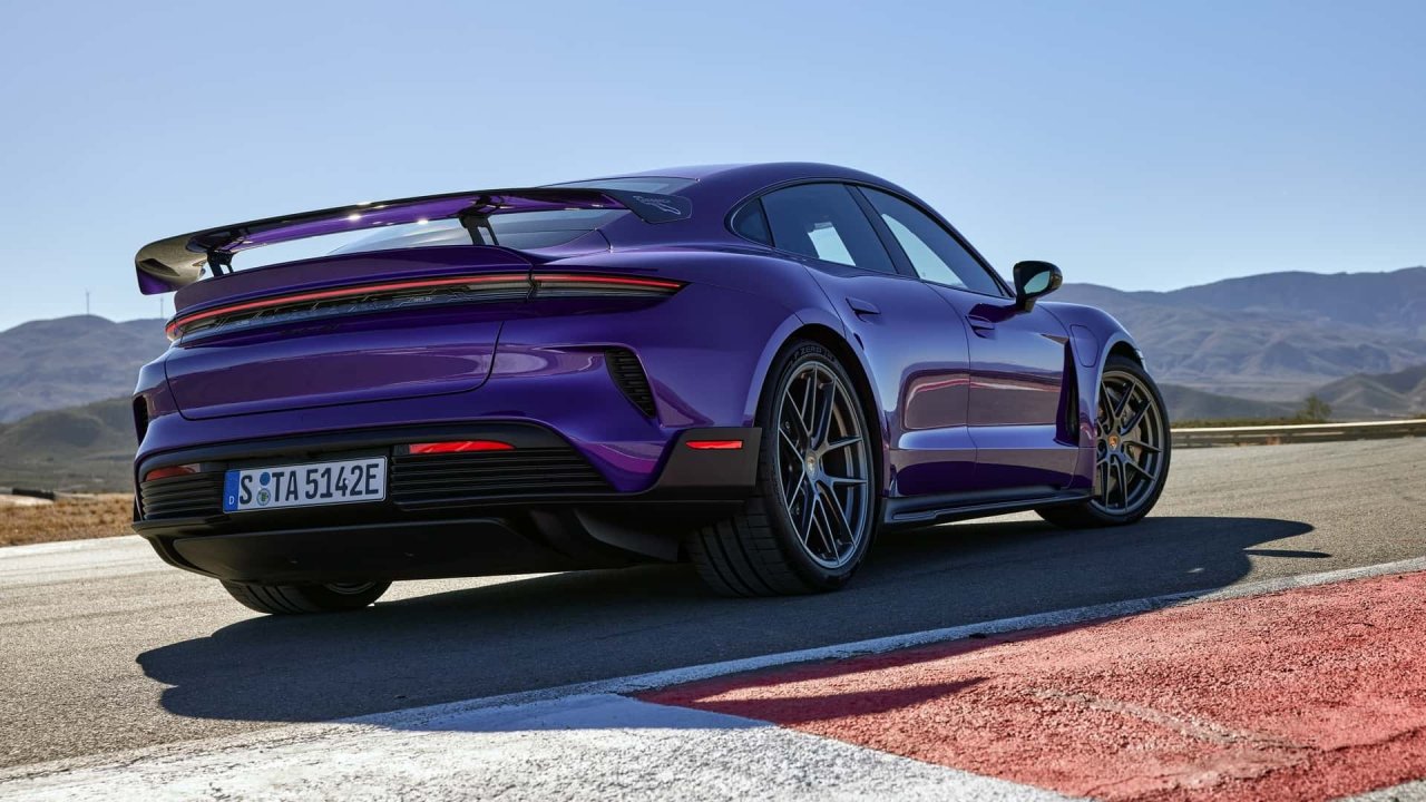 Najzmogljivejši serijski Porsche v vsej zgodovini