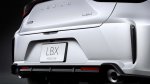 Lexus nevpadljivega križanca začinil s potentnim motorjem - fotografija 2