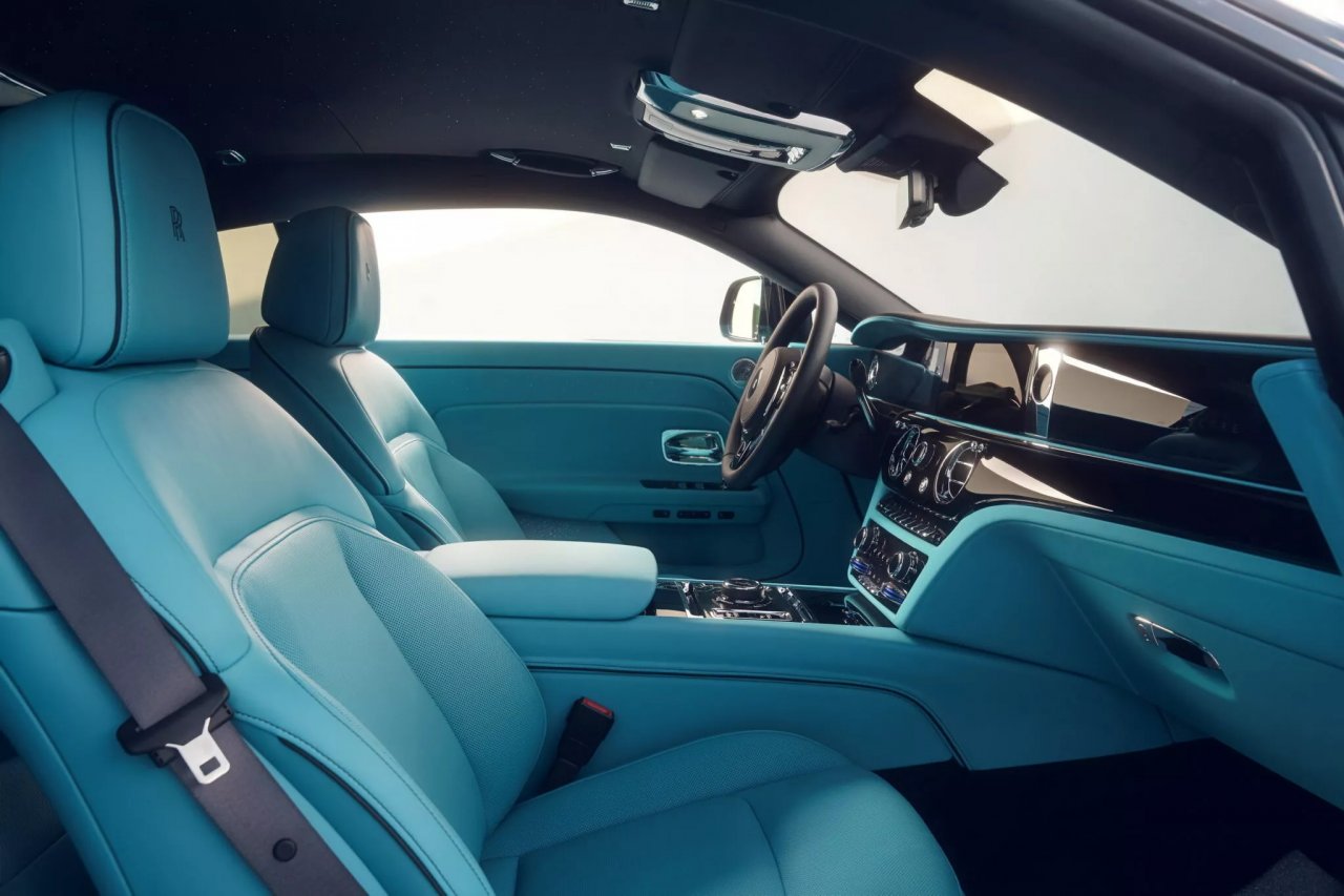 Rolls-Royce Spectre s subtilno preobrazbo podjetja Spofec