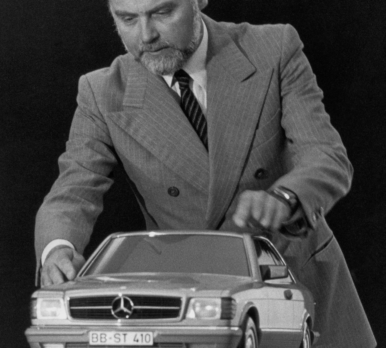 Poslovil se je legendarni Mercedesov oblikovalec