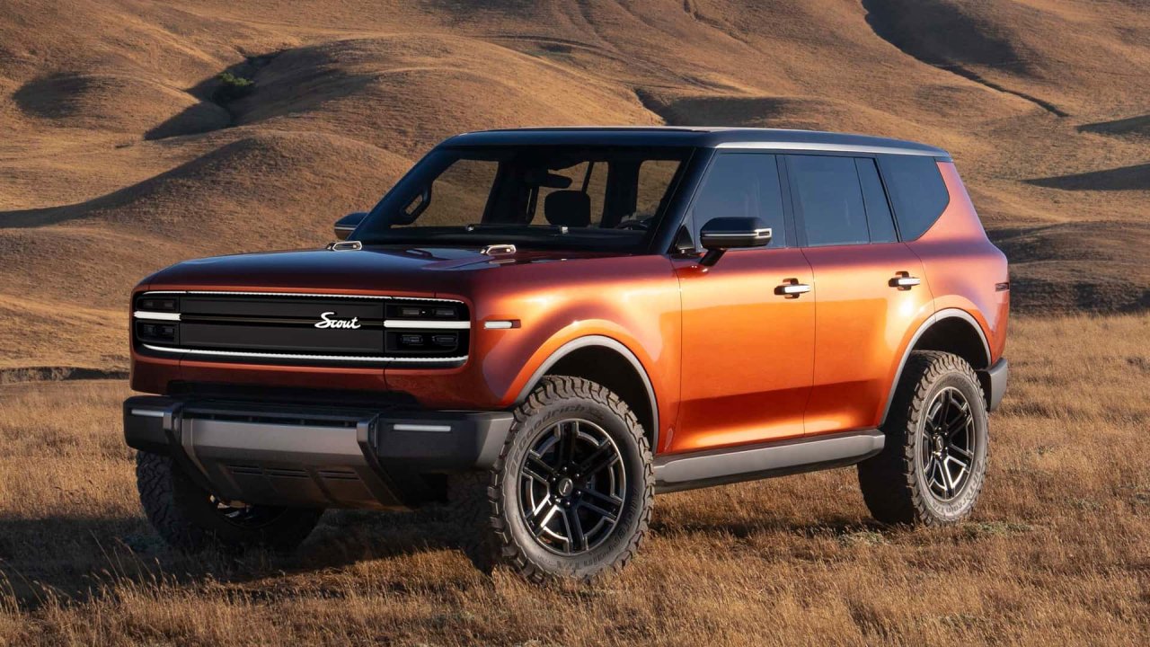 Pradedek med SUV-ji se vrača Pradedek med SUV-ji se vrača