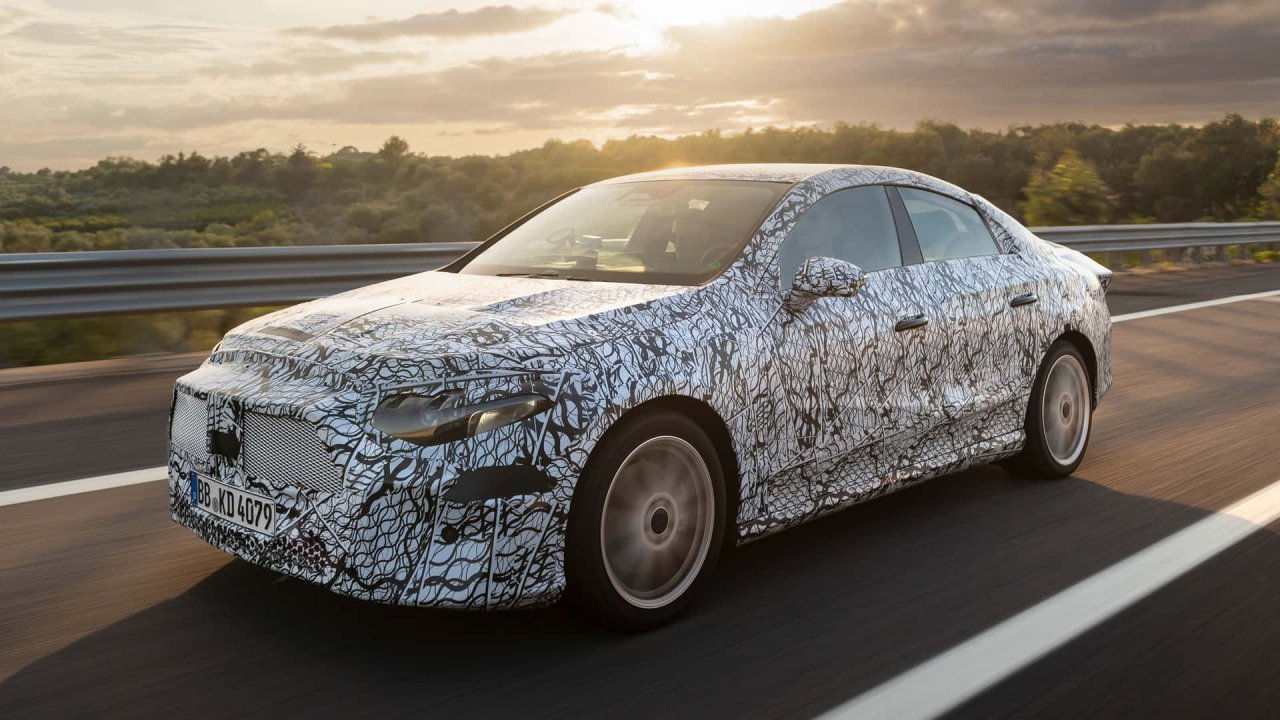 Mercedes CLA kot električar ali hibrid