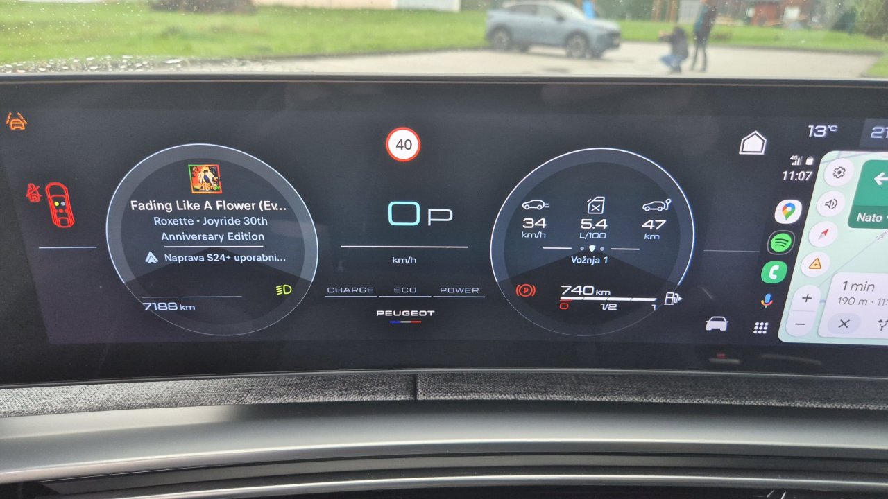 Več kot 50 odstotkov vožnje na elektriko
