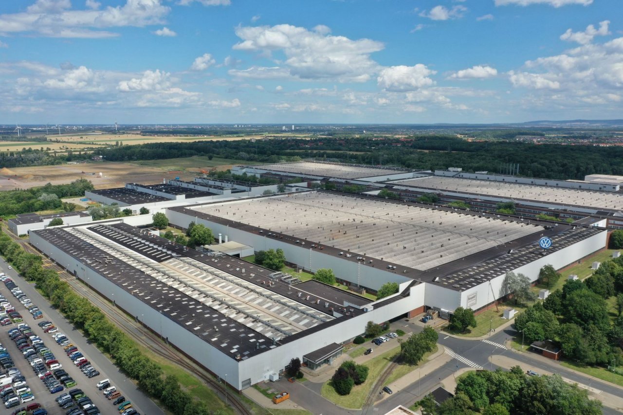 VW z veliko rastjo prodaje, Stellantis z velikim upadom