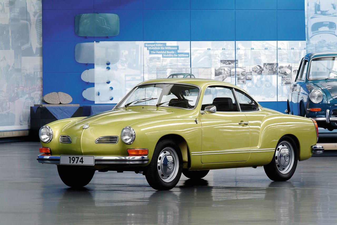 Karmann je iskal zamenjavo za svoj na Hrošču narejeni model Ghia in ga dobil v Sciroccu.