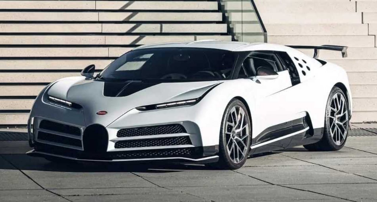 Izjemno redek Bugatti z manj kot 500 prevoženimi kilometri bi se lahko prodal za vrtoglav znesek