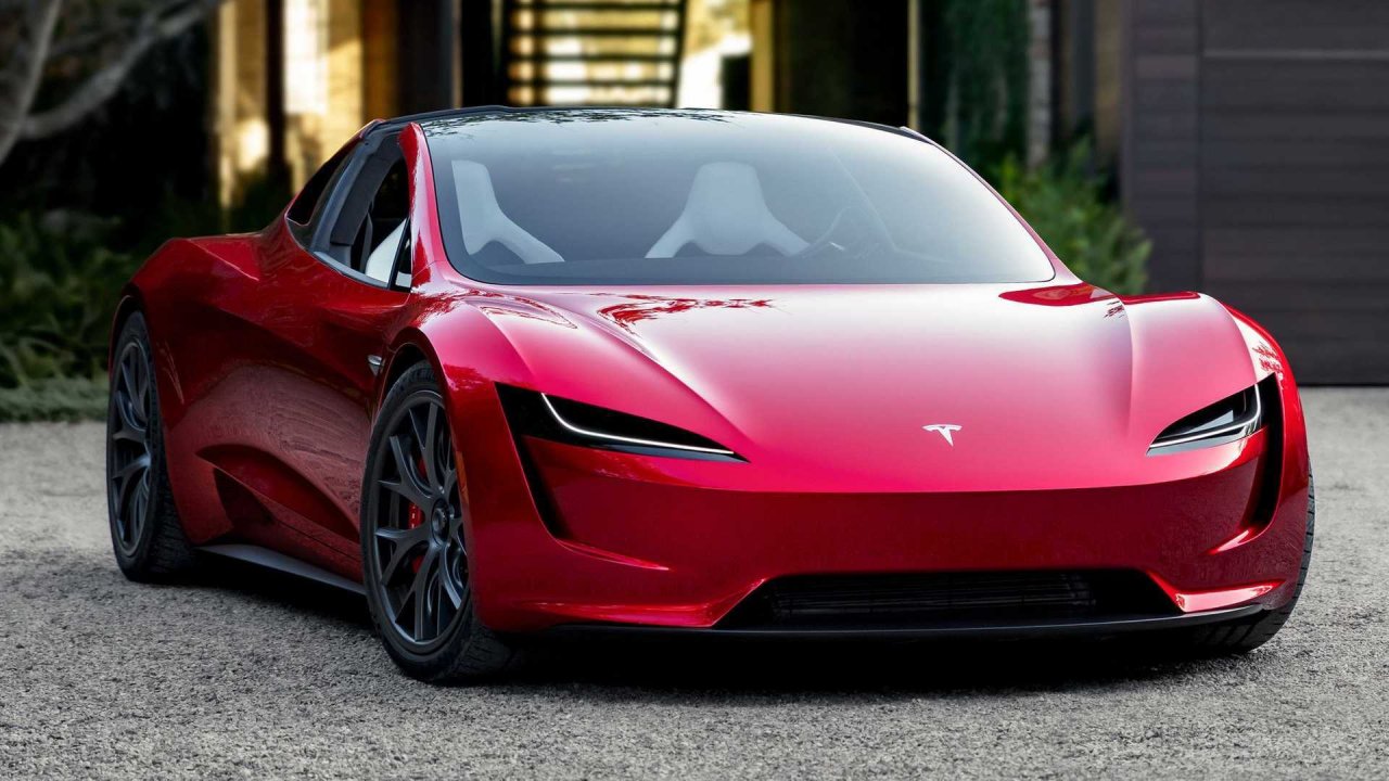 Kako je Tesla Roadster postal asteroid