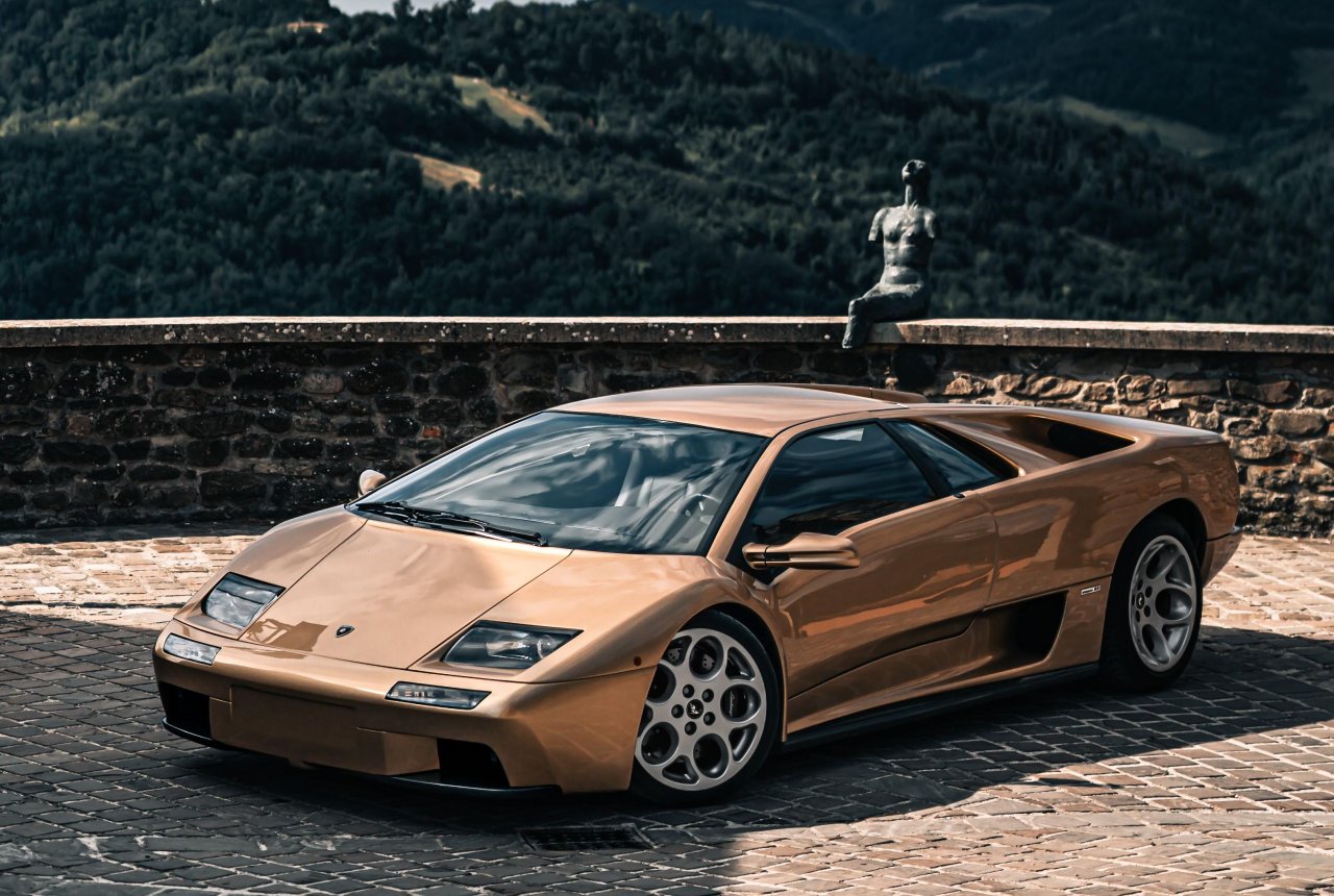 1990 je prišel naslednik, Diablo. Na fotografiji prvi štirikolesno gnani Lambo, Diablo VT.