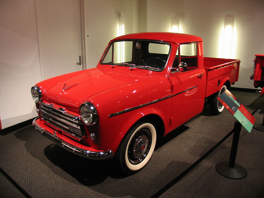 Datsunova rešitev s konca petdesetih let. Datsun 220.