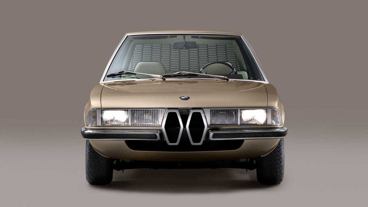 BMW-jev poklon italijanskemu avtomobilskemu dizajnu BMW-jev poklon italijanskemu avtomobilskemu dizajnu