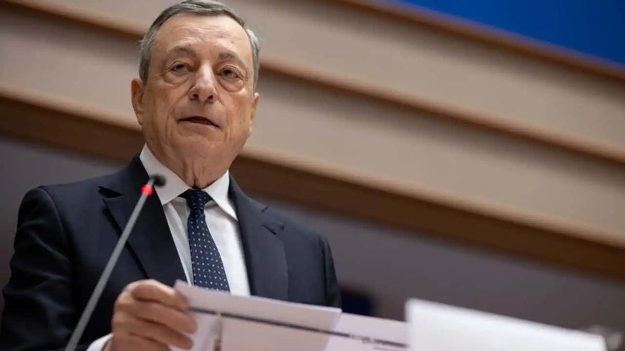 Draghi kritičen do evropskega pristopa do električnih avtomobilov Draghi kritičen do evropskega pristopa do električnih avtomobilov