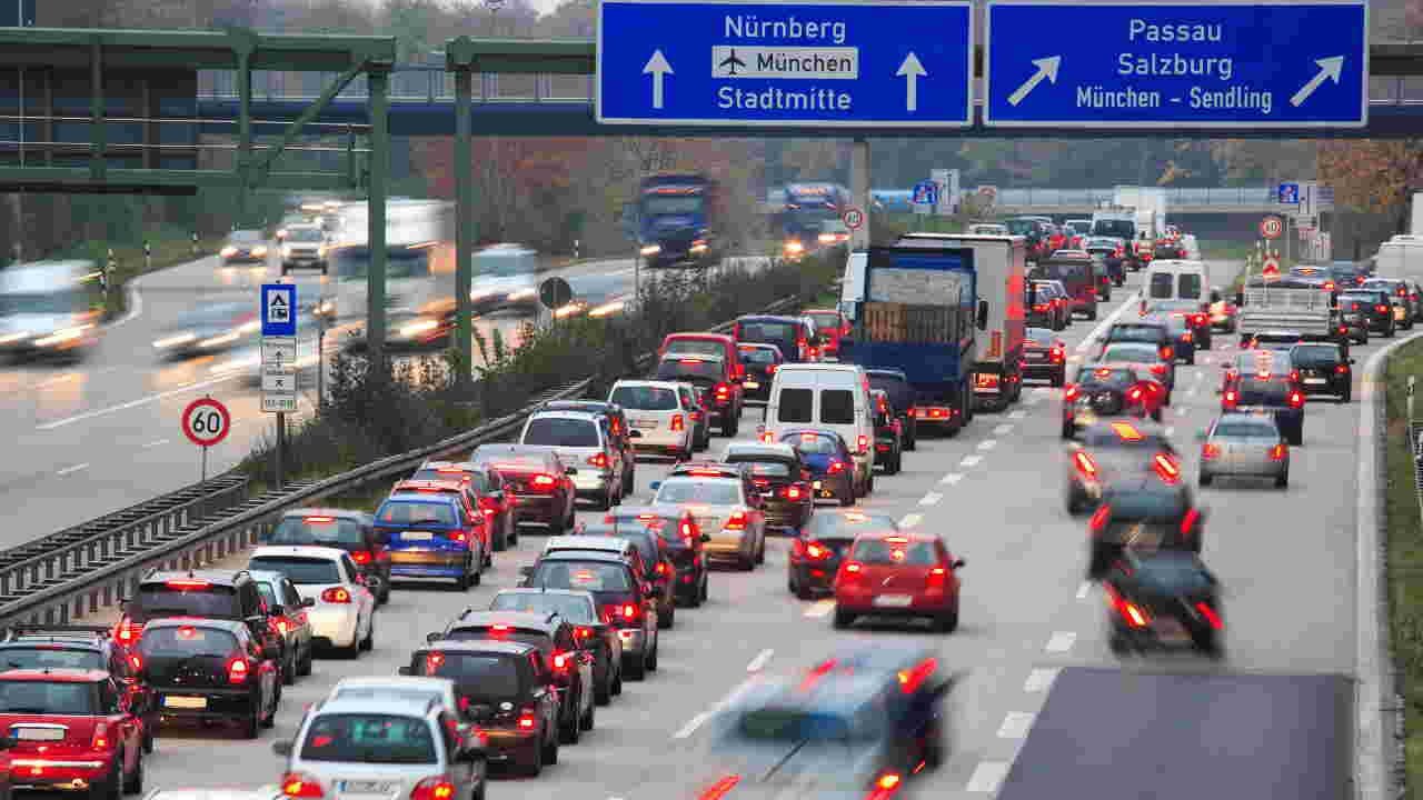 Nemčija se spopada z rekordnimi zastoji Nemčija se spopada z rekordnimi zastoji