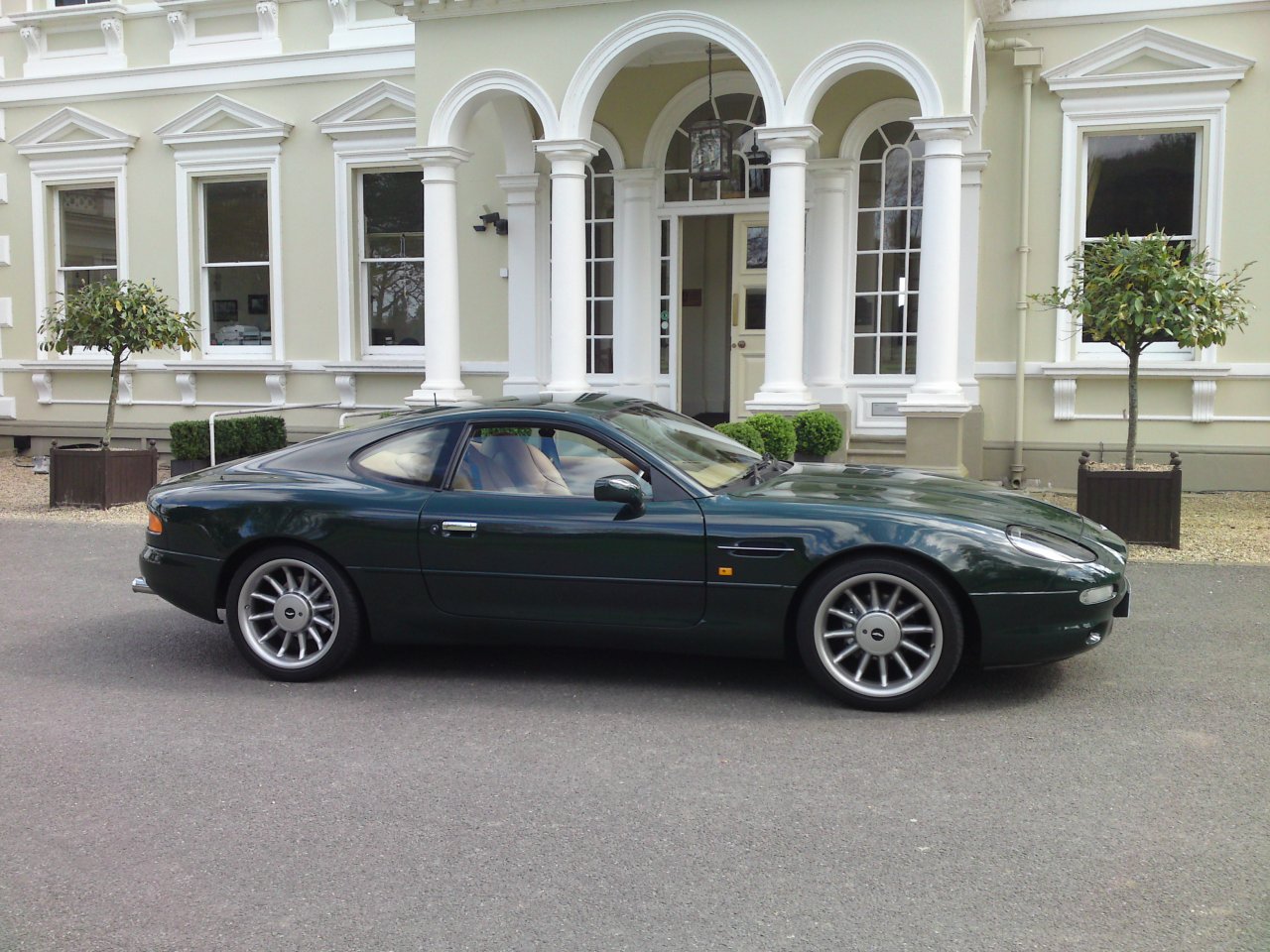 Prodaja se Aston Martin Eltona Johna