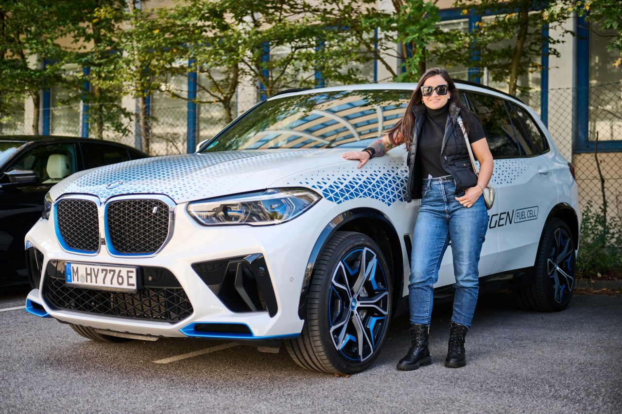 BMW stavi na vodik, čez tri leta tudi s serijskim modelom na osnovi X5
