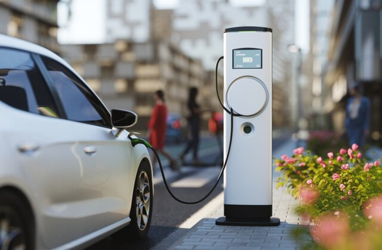 Električni avtomobili še vedno ne prinašajo dobička