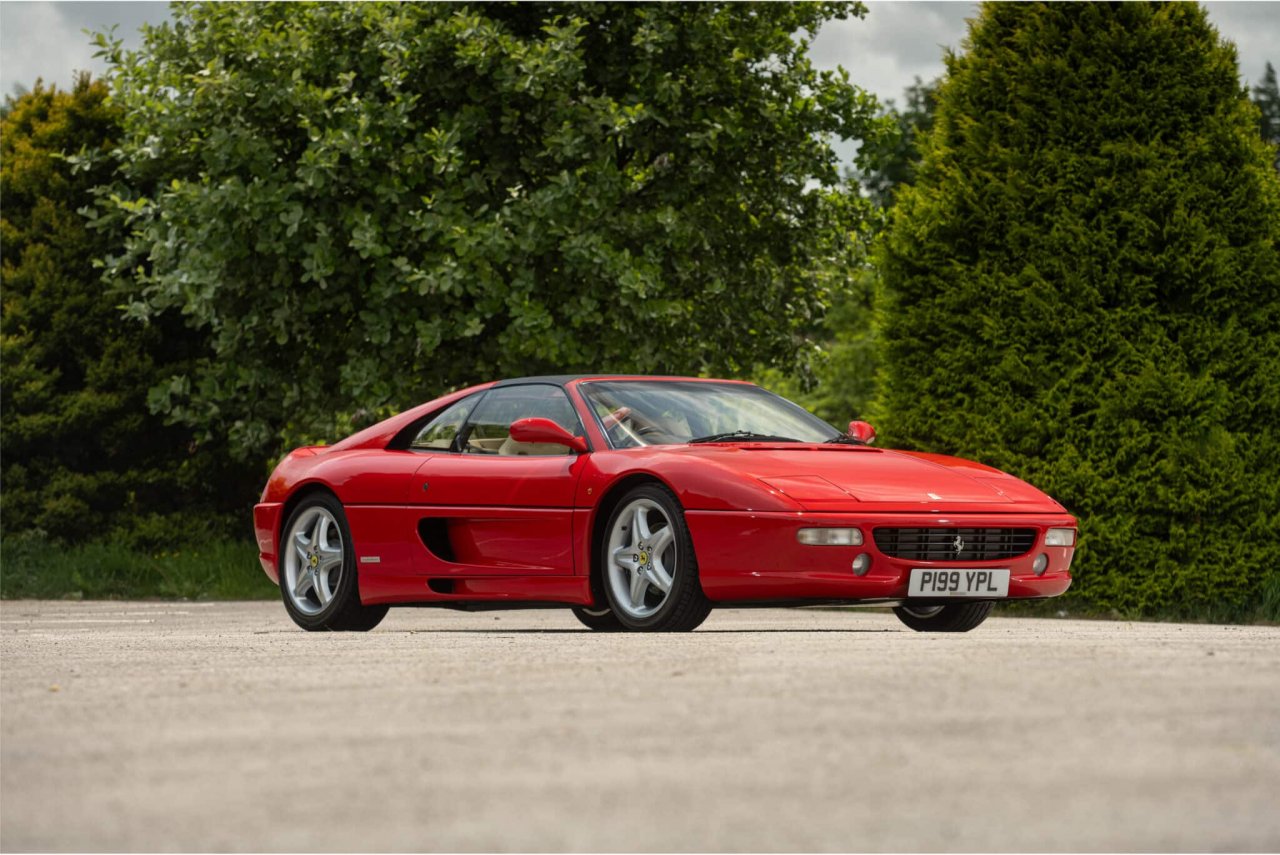 Na prodaj Ferrari Jeremyja Clarksona Na prodaj Ferrari Jeremyja Clarksona