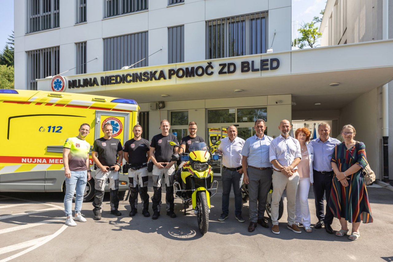 Blejski reševalci tudi z dvokolesnim BMW-jem na intervencije