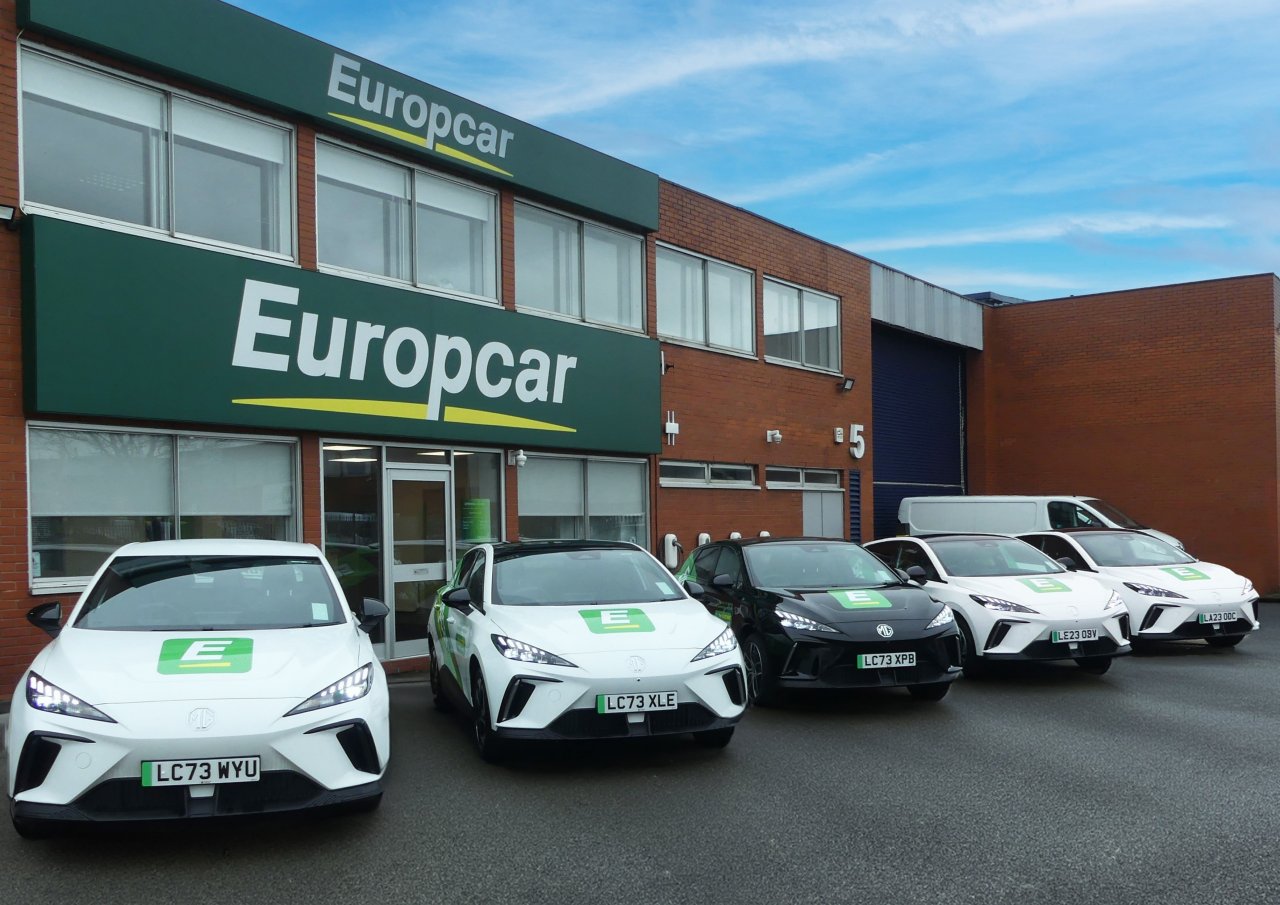 Rent-a-car le še na elektriko?