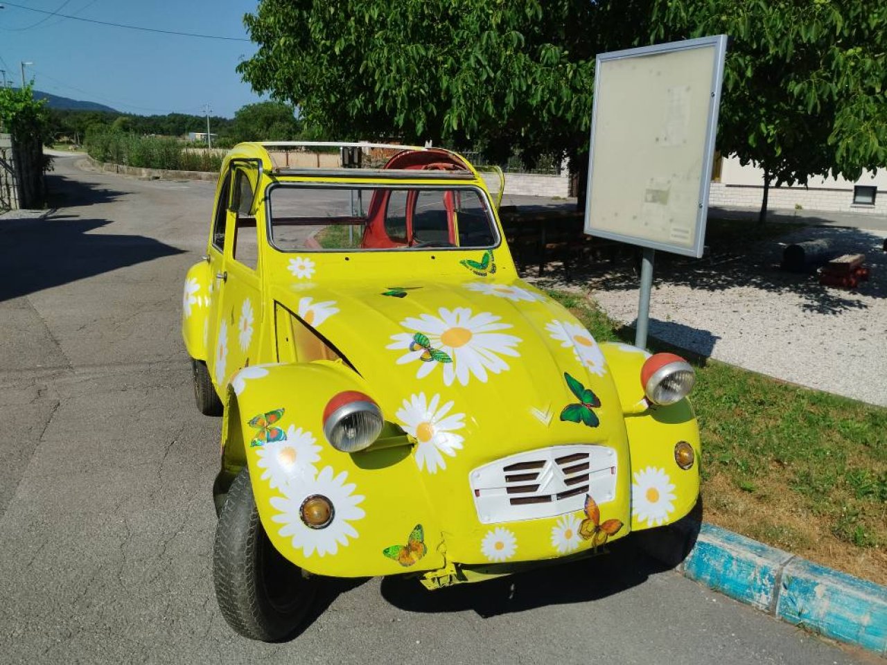 Več kot 4 tisoč Spačkov prihaja v Postojno