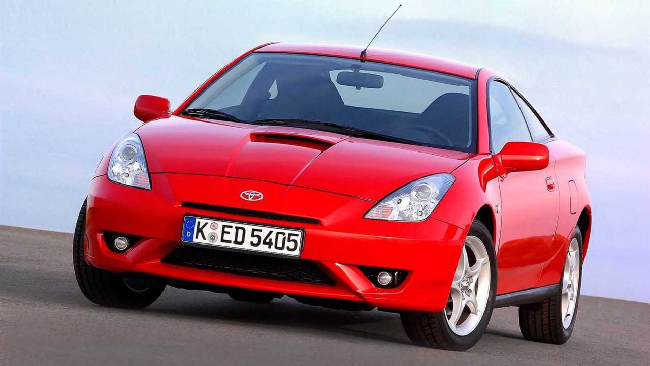 Zmogljiva Toyota Celica na ceste sredi leta 2027