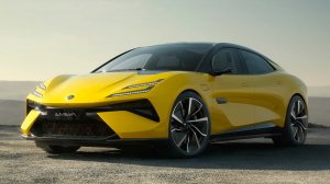 Lotus bo odpustil skoraj polovico delavcev