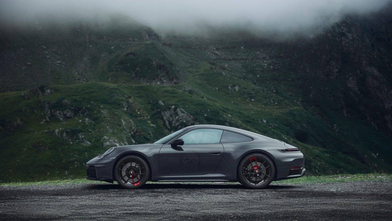 Porschejev poklon legendarni cesti