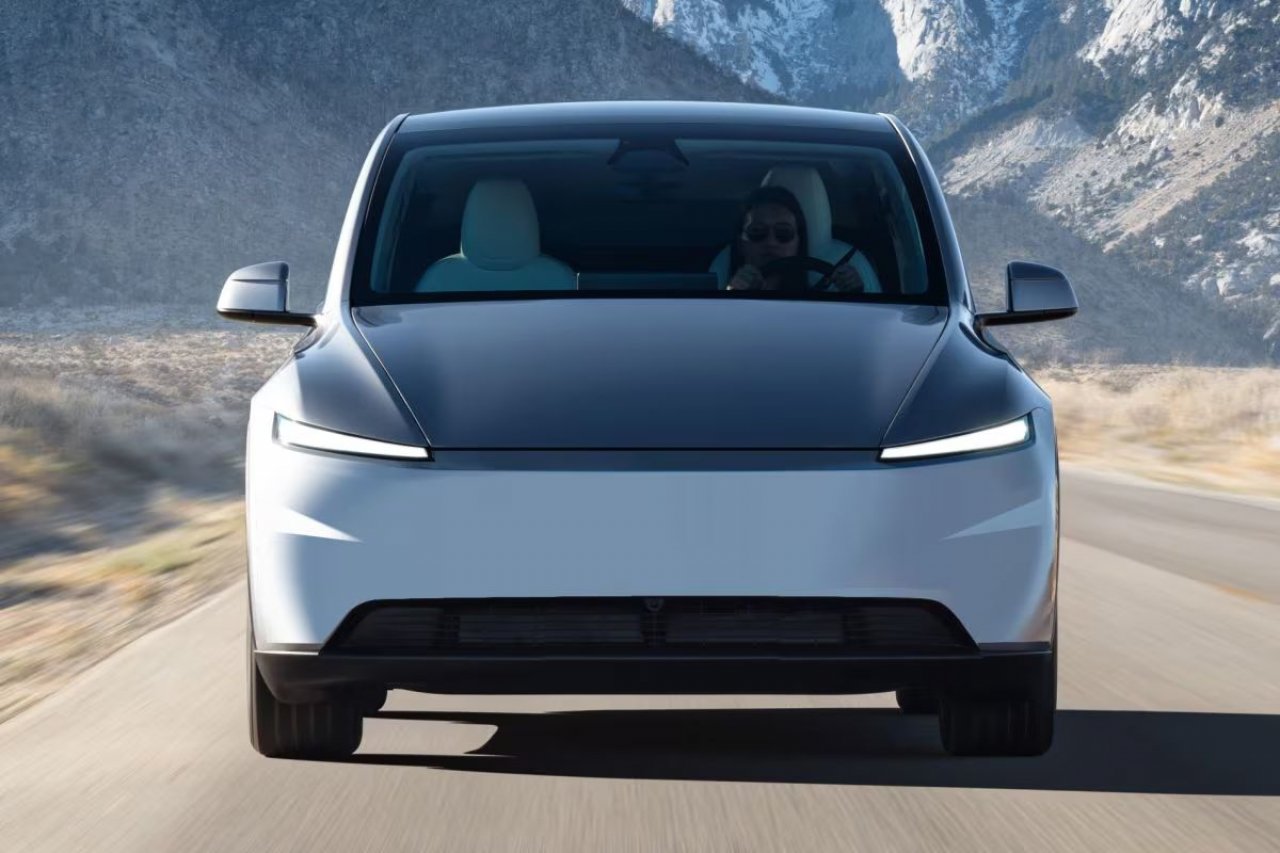 Tesla s cenejšo različico Modela Y