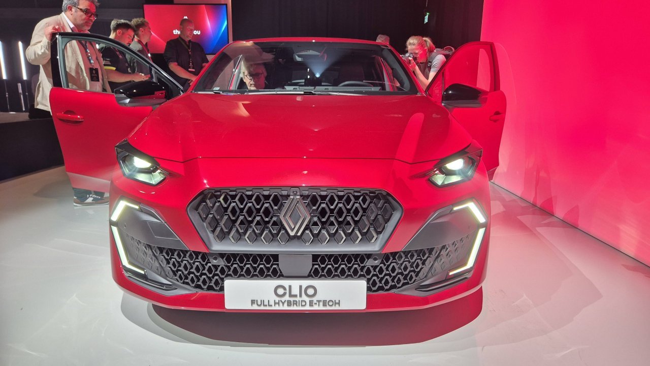 Znane redne cene novega Renaulta Clia