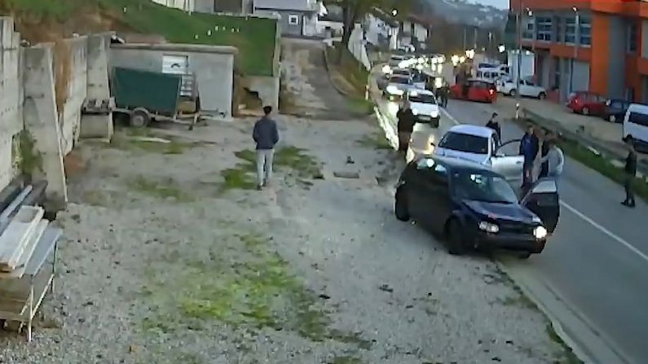 Cestno besnilo v Veliki Kladuši