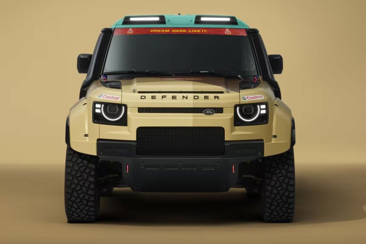 Defender je že pripravljen na Dakar 2026