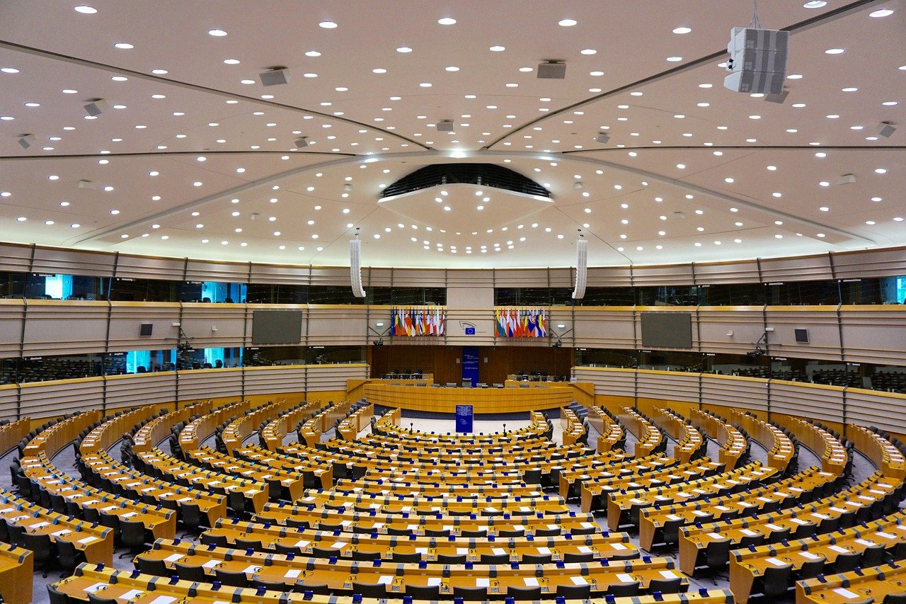 Bruselj potegnil ročno zavoro - prepovedi ne bo