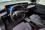 Vsi aduti električnega Renaulta 4 - fotografija 36